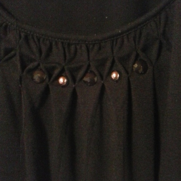 SAG HARBOR WOMEN'S BLACK 2-N-1 SILVER BEAD BLOUSE - Picture 3 of 6